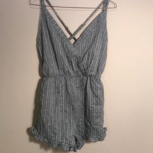 Paper crane striped ruffle romper